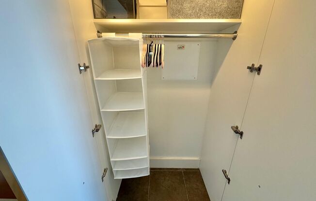 1 bed, 1 bath, $2,400, Unit # 2204