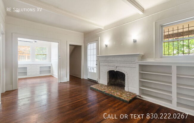 1618 W KINGS HWY