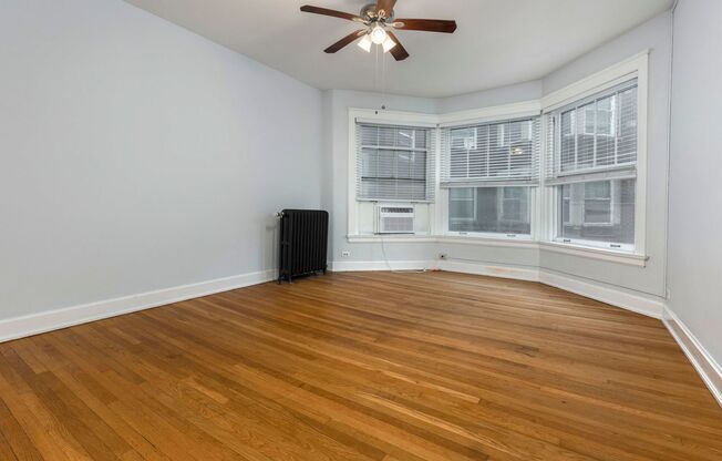 1 bed, 1 bath, 900 sqft, $850, Unit #20