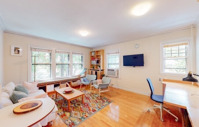 34 Ash St Unit 204