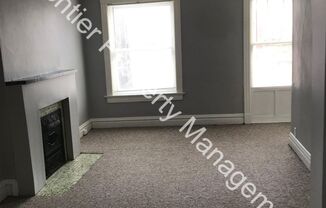 1 bed, 1 bath, $790, Unit 2623 Indiana Ave 2F (A)