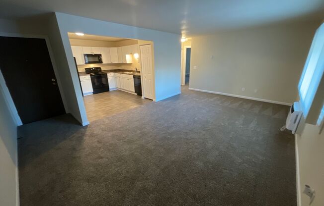 2 beds, 1 bath, 850 sqft, $829.99, Unit 1509-01