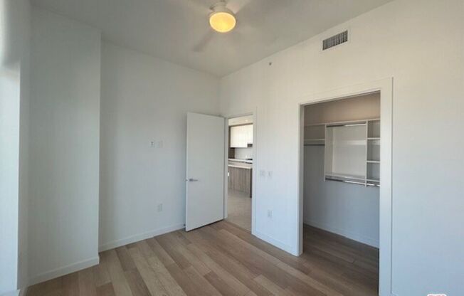 3 beds, 3 baths, 1,755 sqft, $6,660, Unit 4901