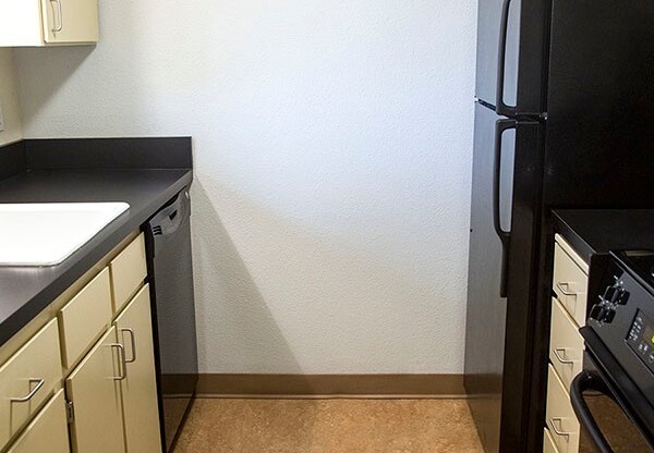 1 bed, 1 bath, 700 sqft, $1,440, Unit 0013