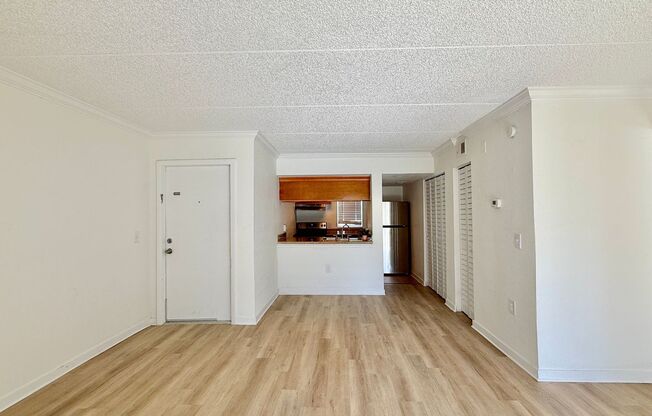 2 beds, 1 bath, 916 sqft, $1,415