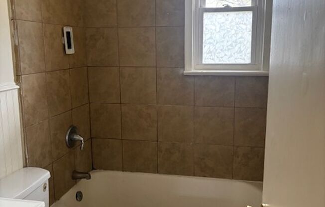 3 bedroom Montclair Road