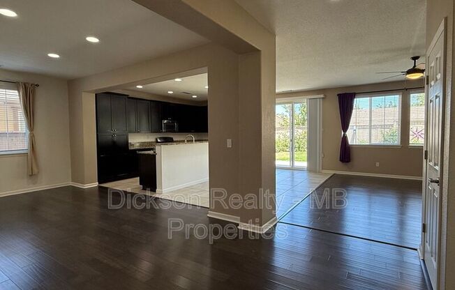 10760 RIDGEBROOK DR