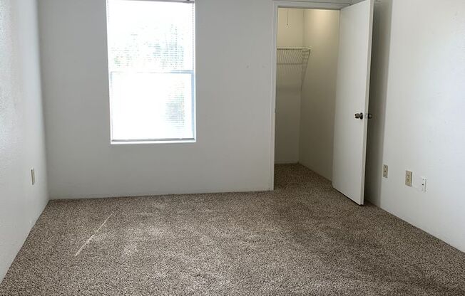 2 beds, 2 baths, 1,003 sqft, $1,120, Unit 2906