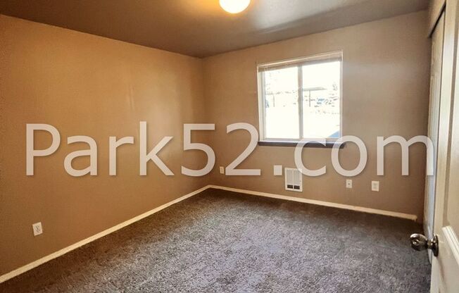 2 beds, 1.5 baths, $1,450, Unit 17718-C