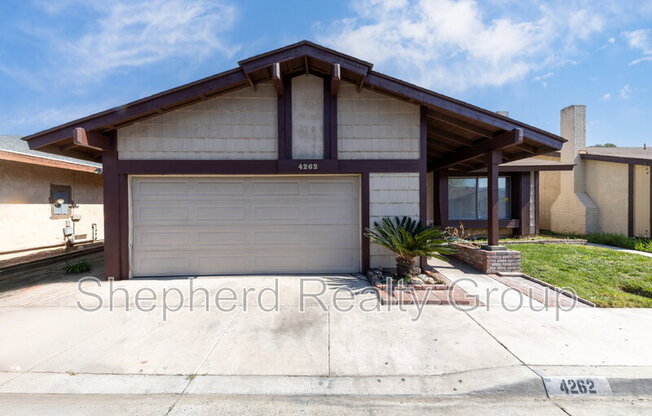 4262 NOYER LN
