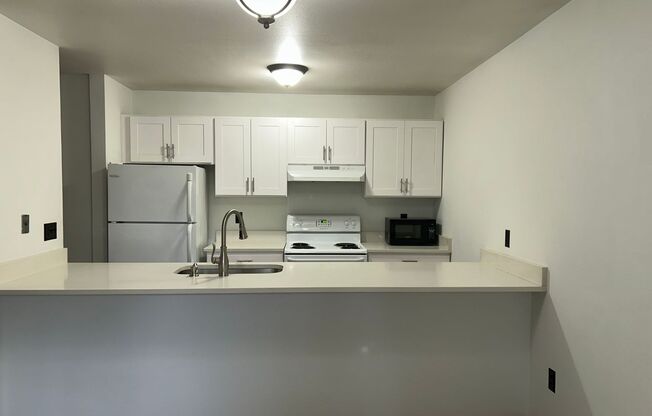 7307 Bainbridge Pl SW