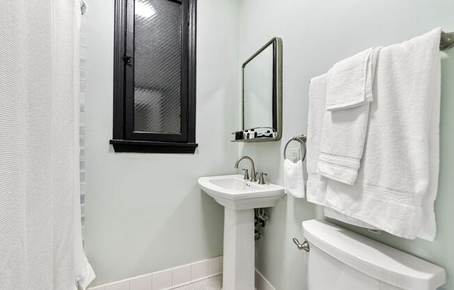 Studio, 1 bath, 300 sqft, $1,850, Unit 310FS