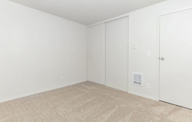 2 beds, 1 bath, 745 sqft, $1,685