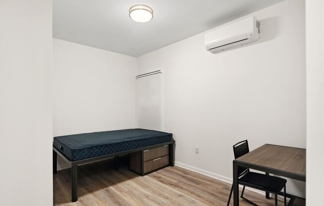 3 beds, 2 baths, 875 sqft, $1,450, Unit Unit 104