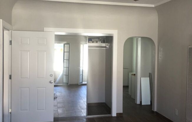 4145 GARTHWAITE AVE LLC