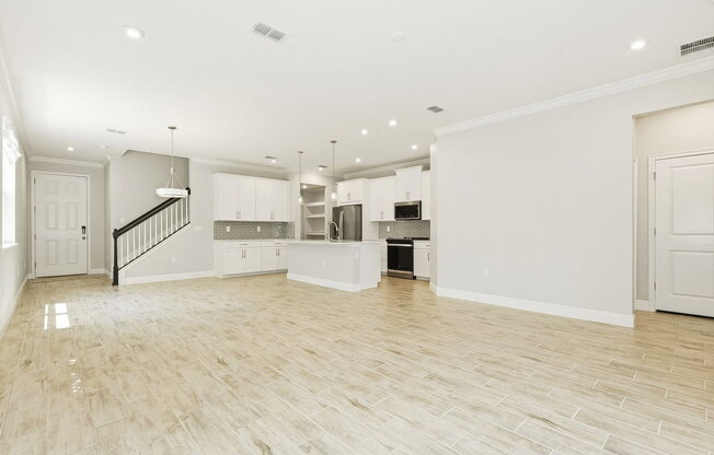 5741 GRAND SONATA AVE