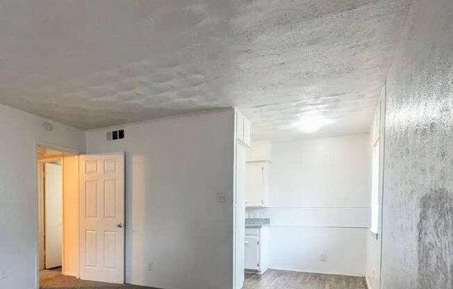 Gaston Twelve Apartments