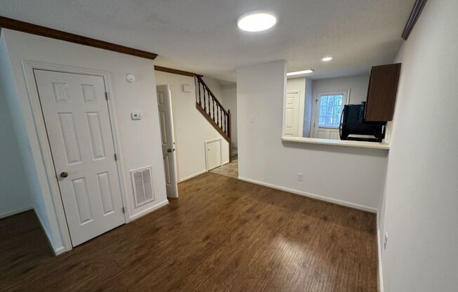 2 bd 1.5 bath Townhouse