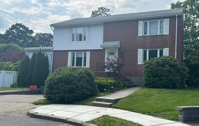 15 GLAZER RD