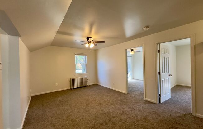 Charming 2 Bedroom/1 Bathroom Home in Edmondson Village, MD!