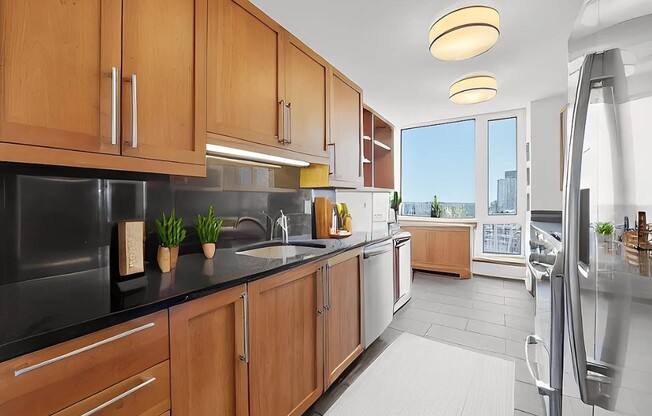300 E 77 ST