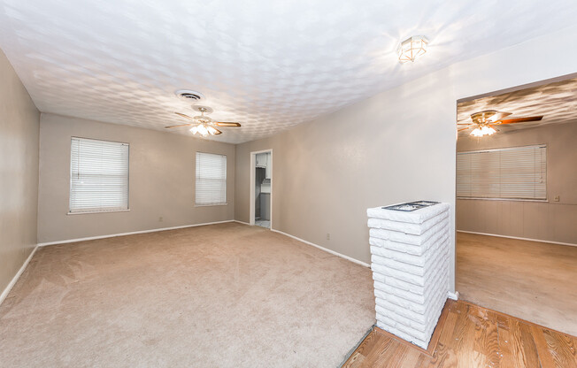 1733 Carl St