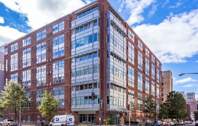 1300 N St NW