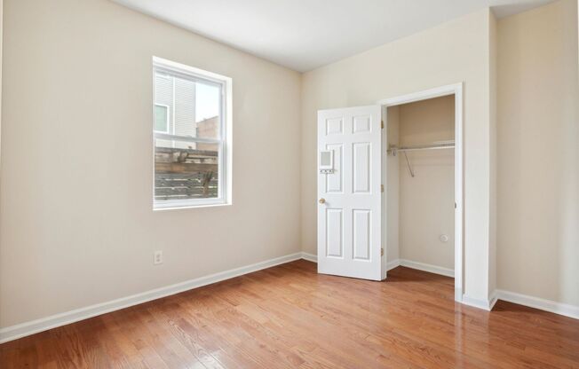 5 beds, 3 baths, 1,538 sqft, $1,900, Unit Unit 14