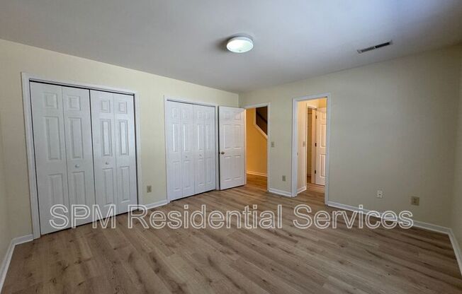5147 LAMPOST CIR