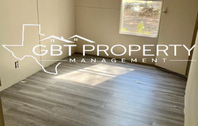 Spacious 3 bed 2 bath single wide on an oversized lot