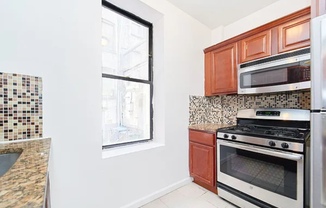 1590 AMSTERDAM AVE