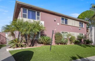 3907 Roxanne Ave