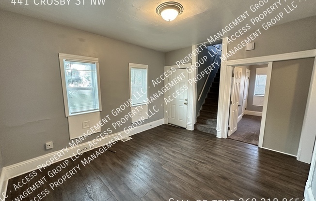 441 CROSBY ST NW