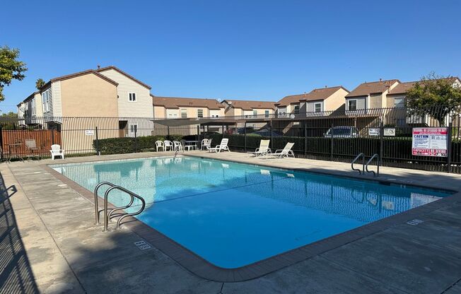 3 beds, 1.5 baths, $3,050, Unit # #C