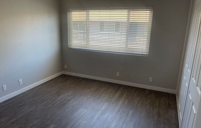 2 beds, 1.5 baths, 1,050 sqft, $3,340, Unit 4722-14