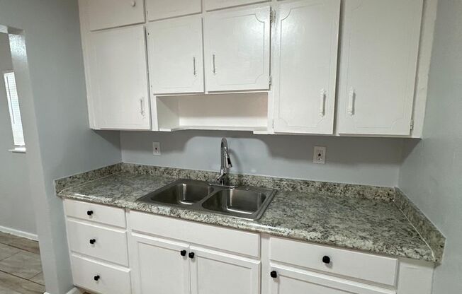 Fully renovated 2/1 single family residence available for immediate rent!