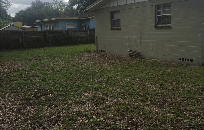 3 beds, 2 baths, $1,800