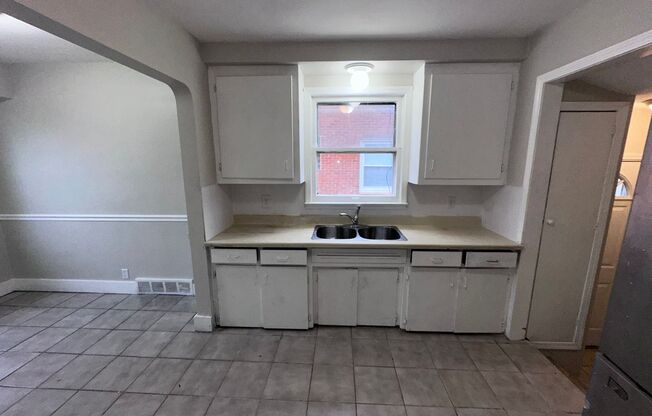 Perfect 3 bed 1 bath for small family!