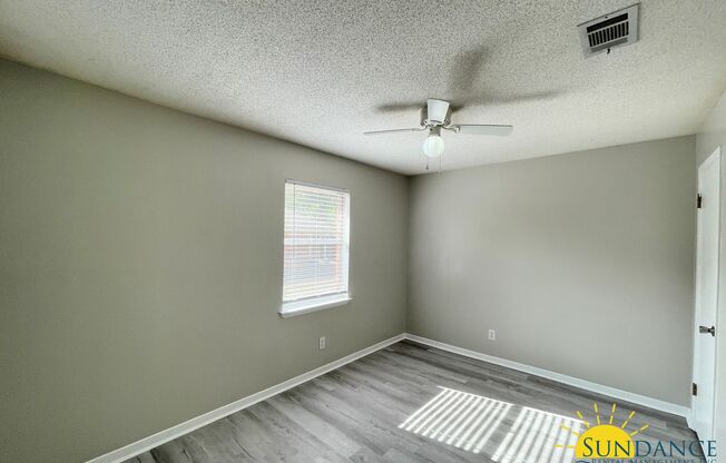 2 beds, 1 bath, $1,200