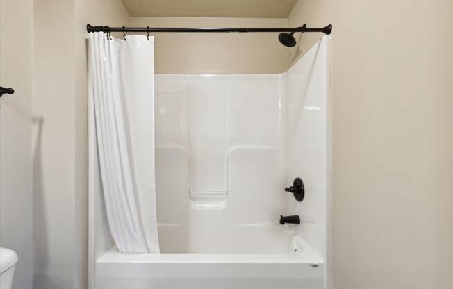 Bathtub/Shower