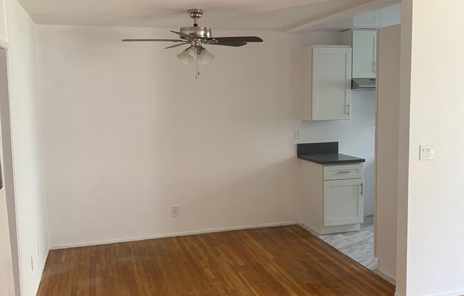 1 bed, 1 bath, 950 sqft, $1,950