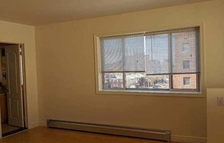 150 NW NORTHERN BLVD BLVD NW