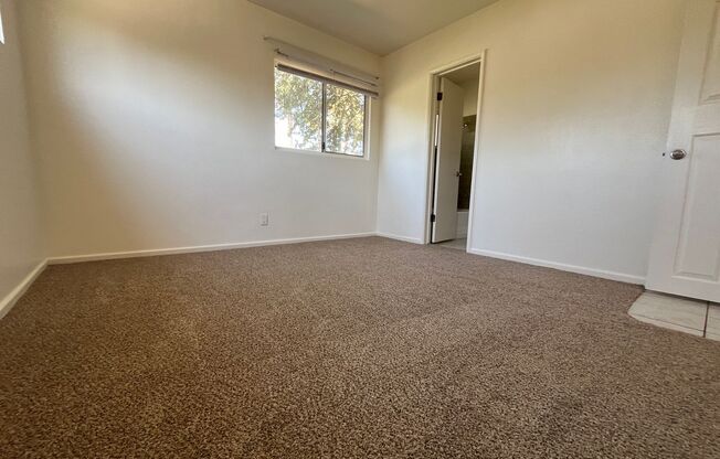 3 beds, 2 baths, $2,500