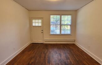 2 beds, 1 bath, $750