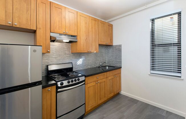 524 Guerrero Street (524r)