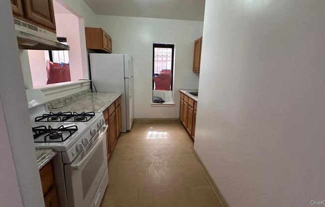 511 THATFORD AVE