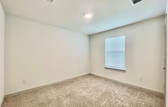 4 beds, 3 baths, $2,190
