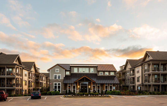 Welcome to Our Apartments in Franklin, TN