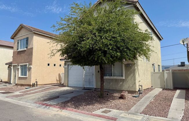 Stylishly Home in Gated Community – Minutes from Nellis AFB