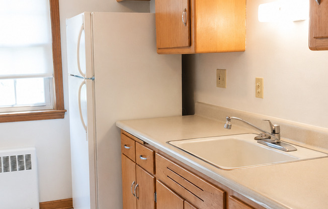 2 beds, 1 bath, 875 sqft, $1,299, Unit 7804 - 2